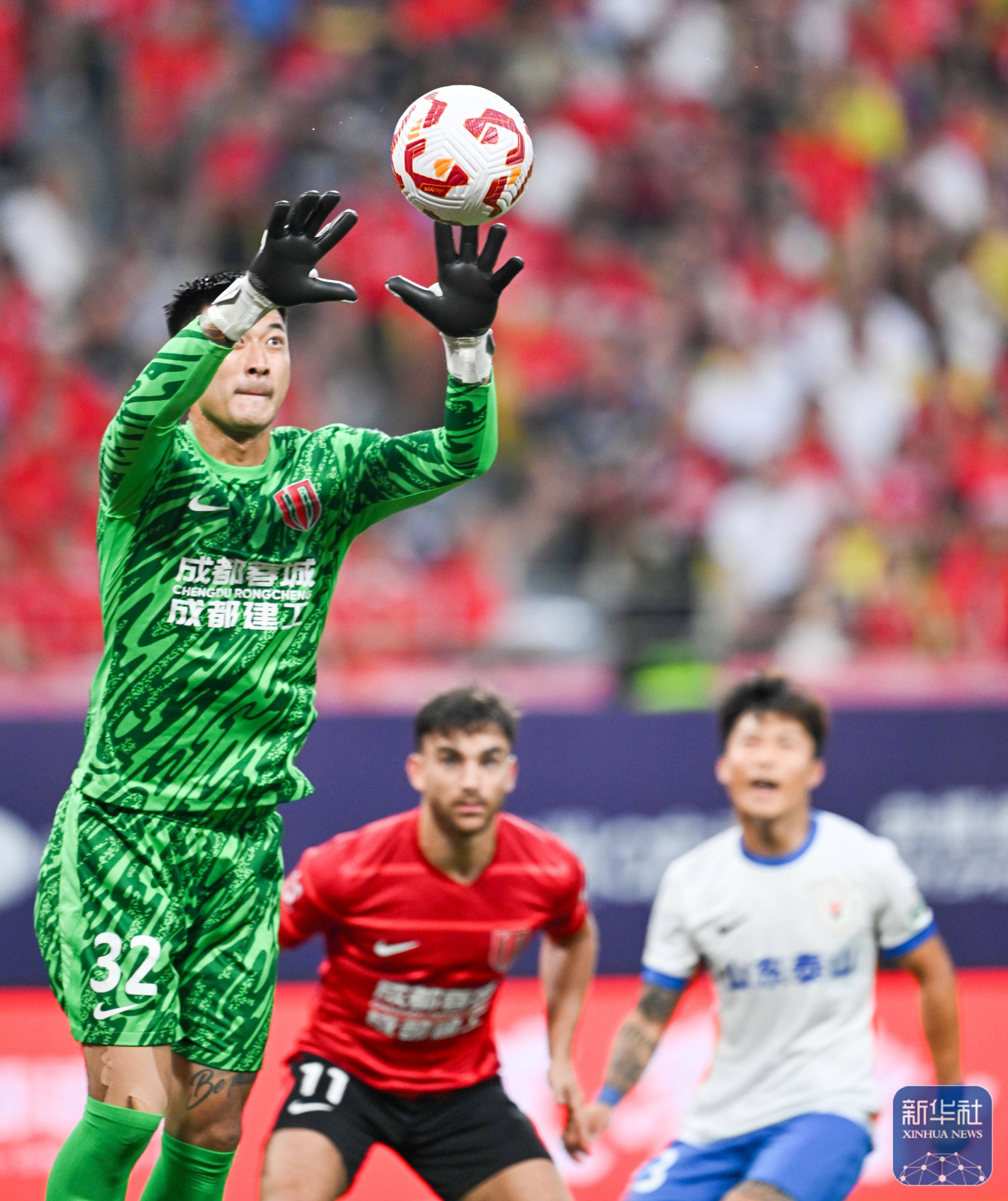 足球丨中超：成都蓉城战胜山东泰山