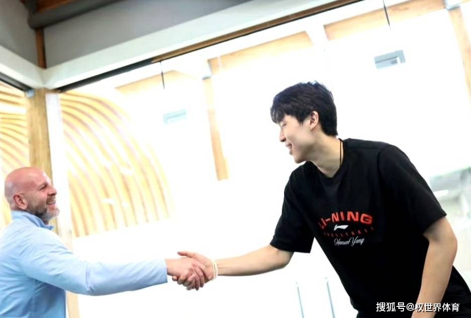 波特兰开拓者官方宣布与2025年首轮16号秀杨瀚森完成签约