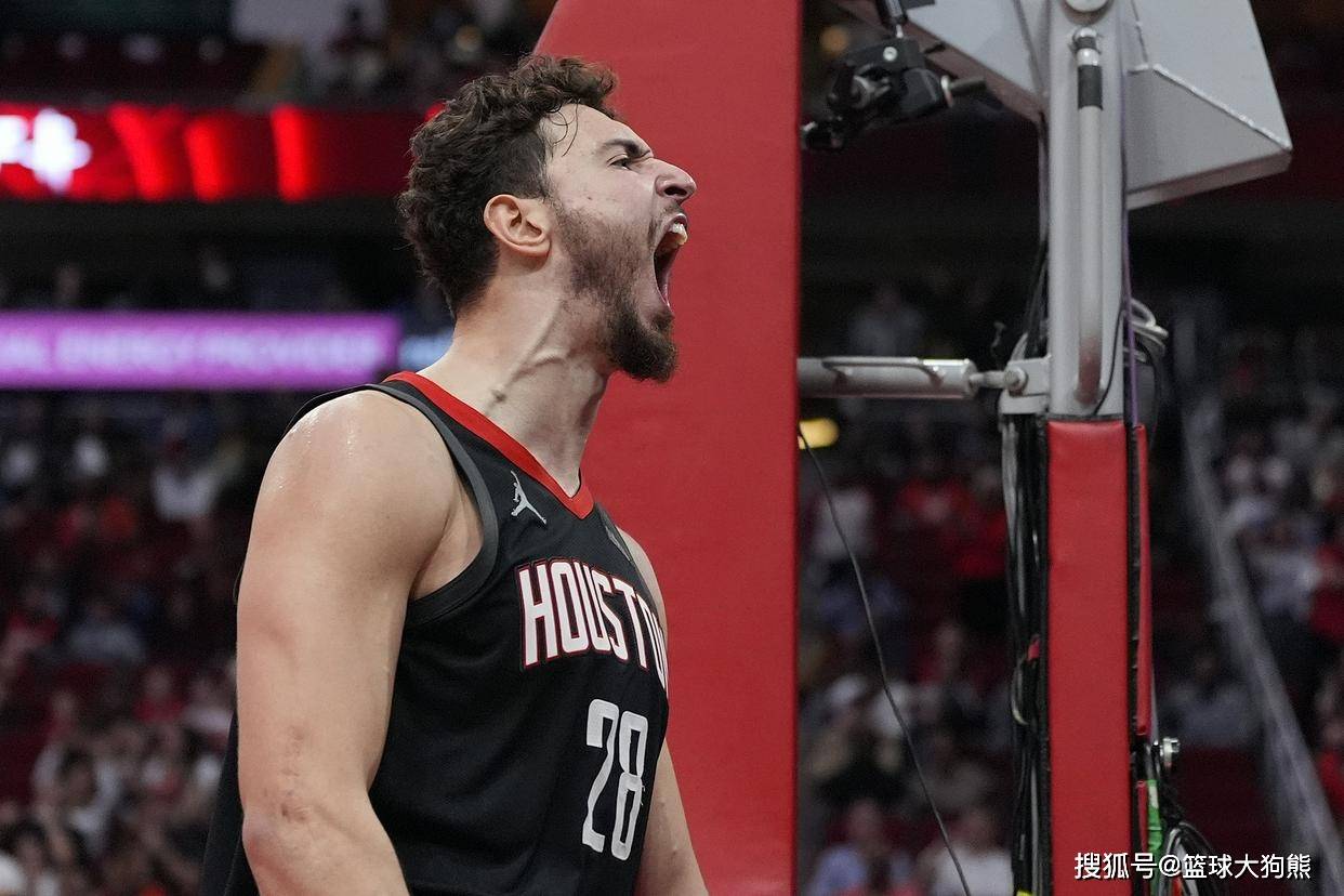 2场轰50分！火箭队申京太猛，战术地位不逊杜兰特？队内得分王再生悬念