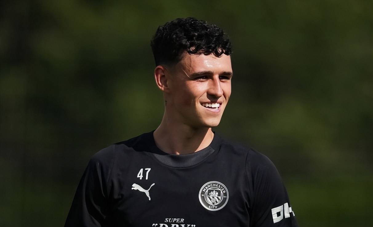 3轮仅替补出战1次！曼城昔日当红太子惨遭瓜帅冷落，沦为英超看客