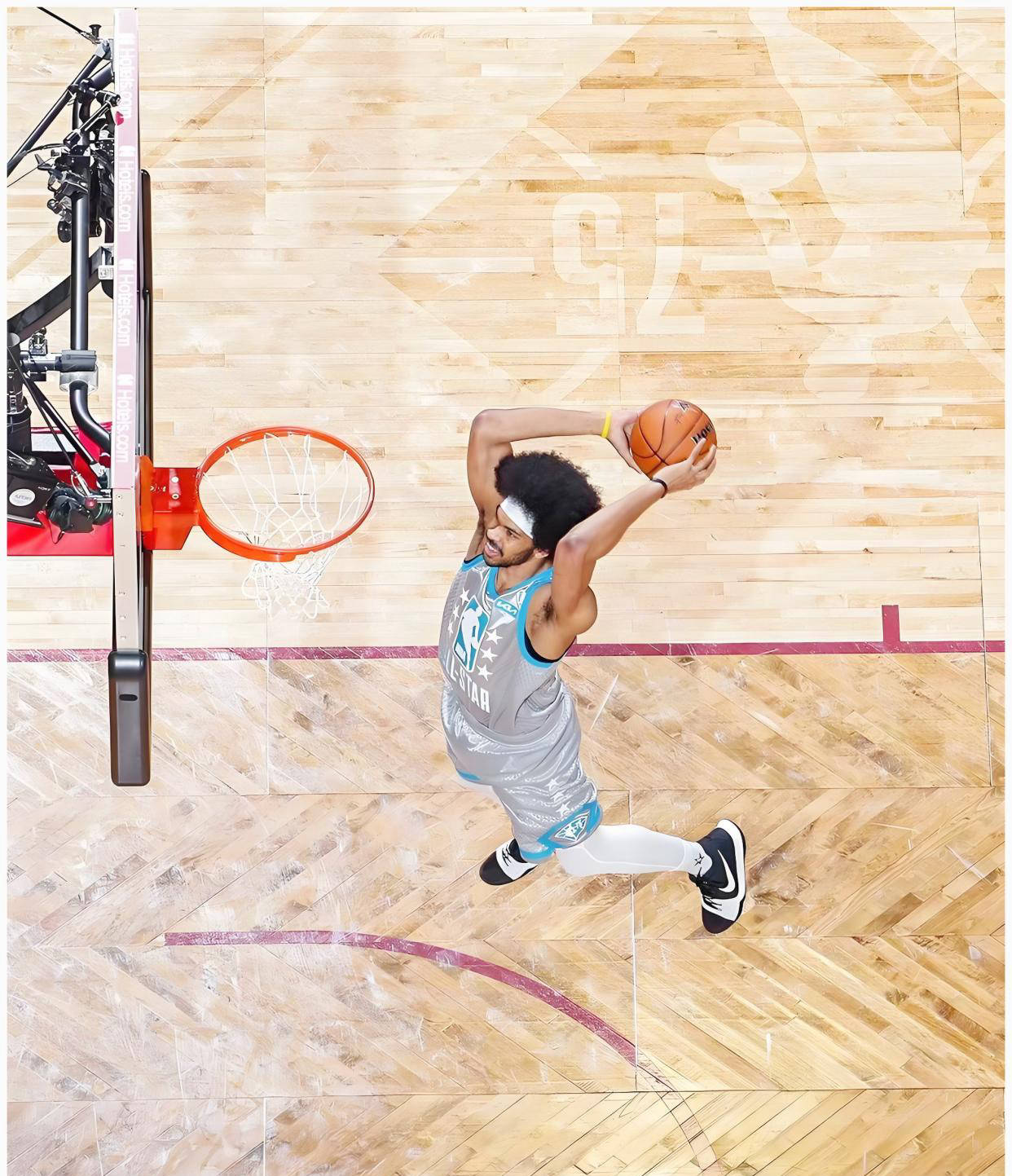 克利夫兰骑士交易策略，湖人或许受益