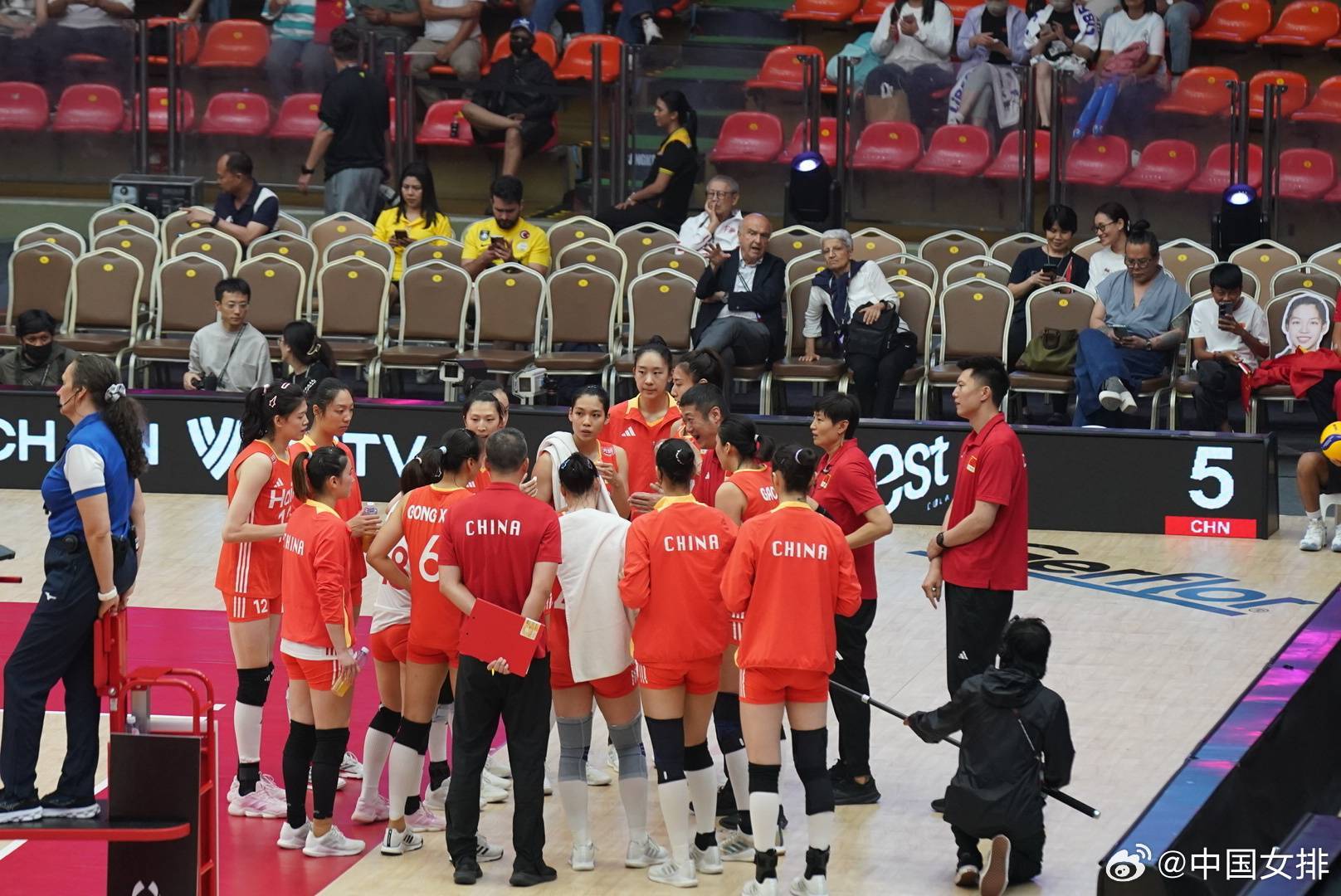 中国女排被法国队淘汰,无缘世锦赛八强